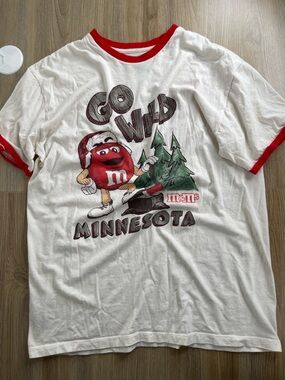 M&M's Red Minnesota Go Wild Lumberjack Paul Bunyan Ringer T-Shirt White Red L